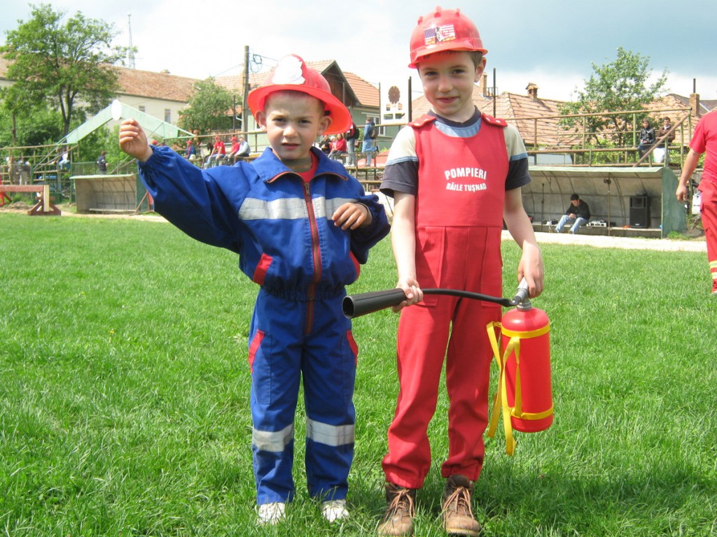 Prietenii pompierilor (4)